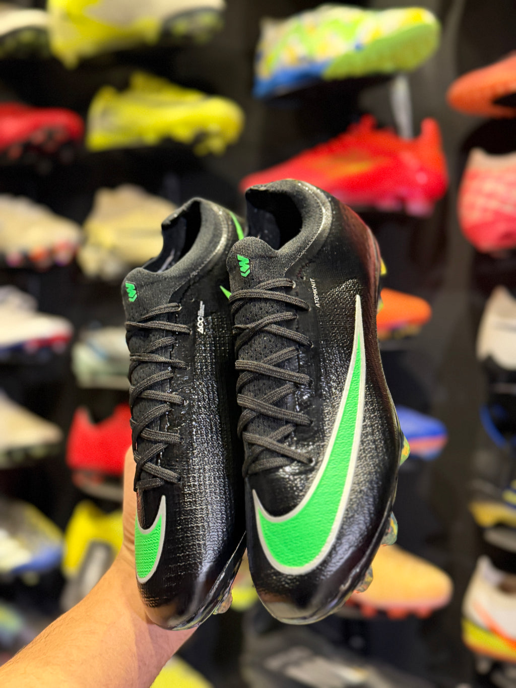 Vapor 17 black green