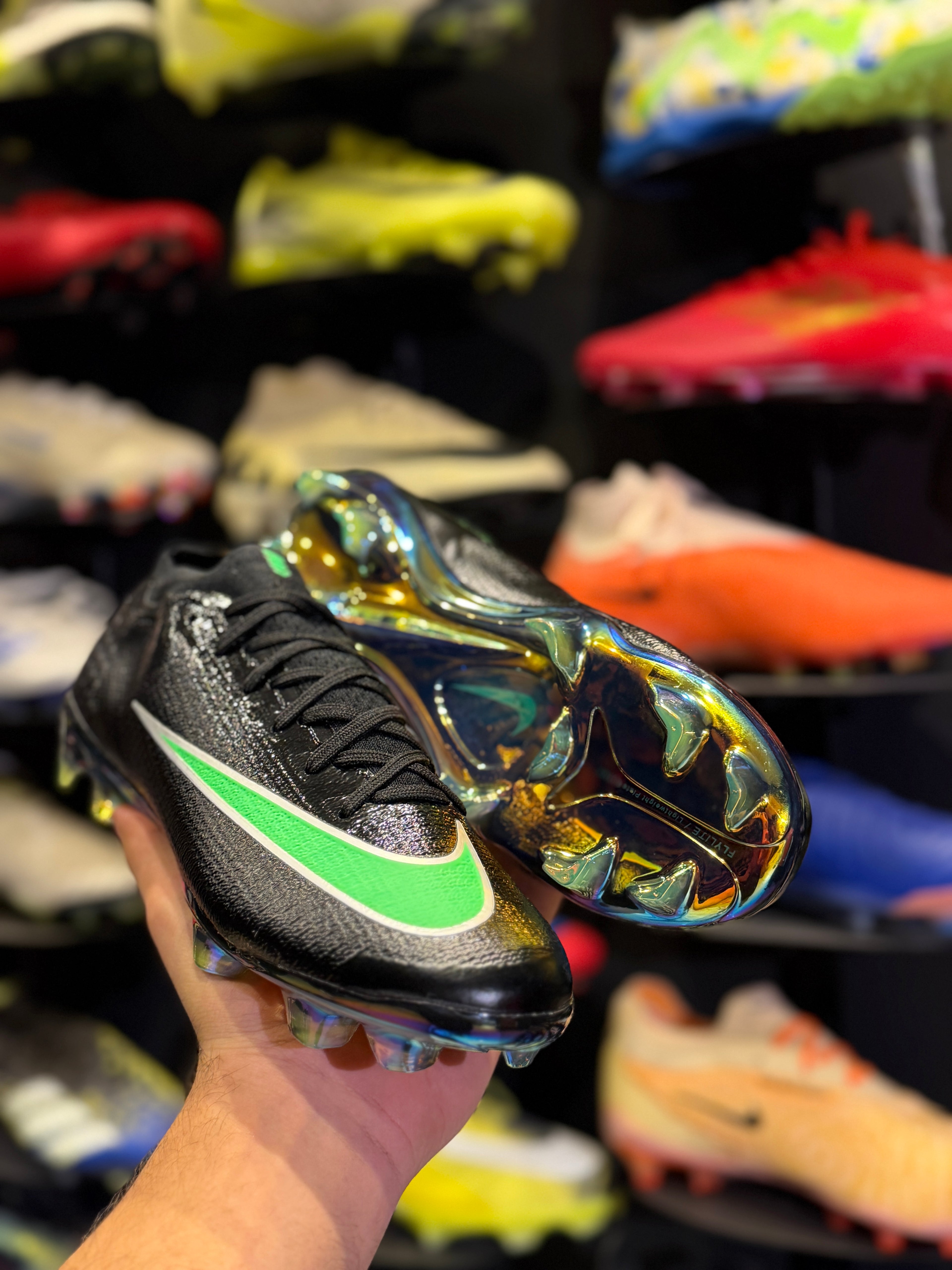 Vapor 17 black green