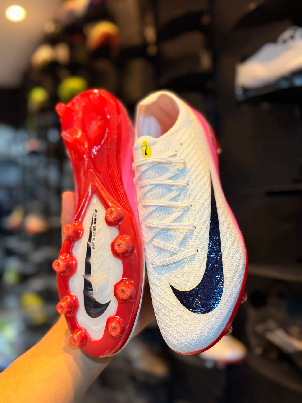 Mercurial vapor16 ag white red